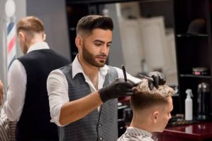 Curs Frizerie / Barbering